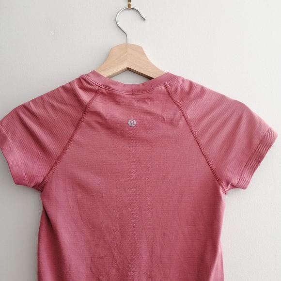 Lululemon Swiftly Tech Short Sleeve T-Shirt Brier Rose Pink Size 2 - Picture 7 of 15